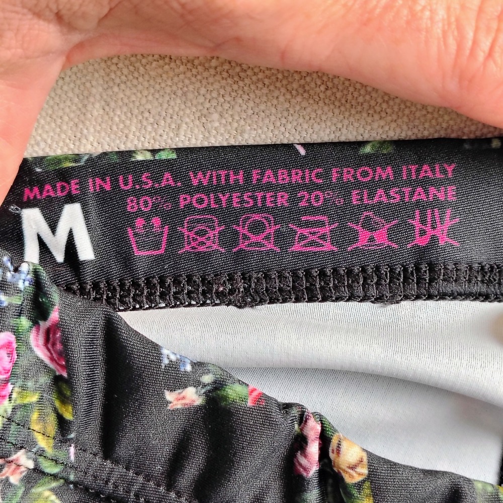 Bombsheller Womens M Floral Geometric Leggings Black Pink Rose Cottagecore Gym - Picture 6 of 9